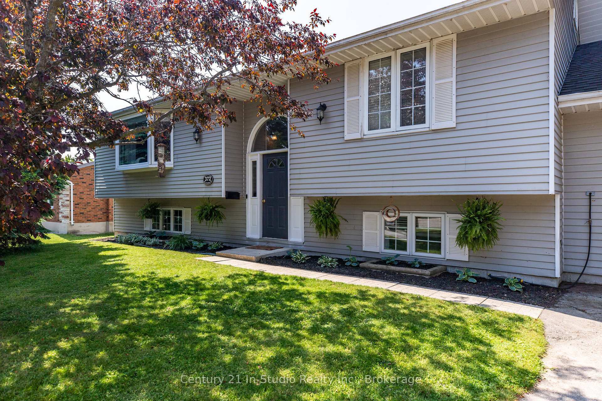 Property Photo: 372 St Albert Street ON N2Z 2V3