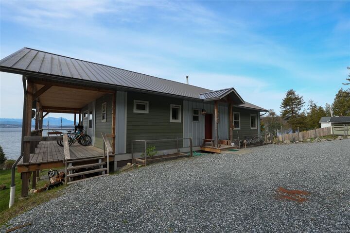 Property Photo: 420 1st St BC V0N 3E0