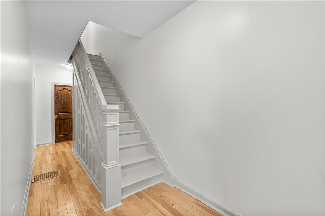 Property Photo:  841 Stanton Ave  PA 15209 