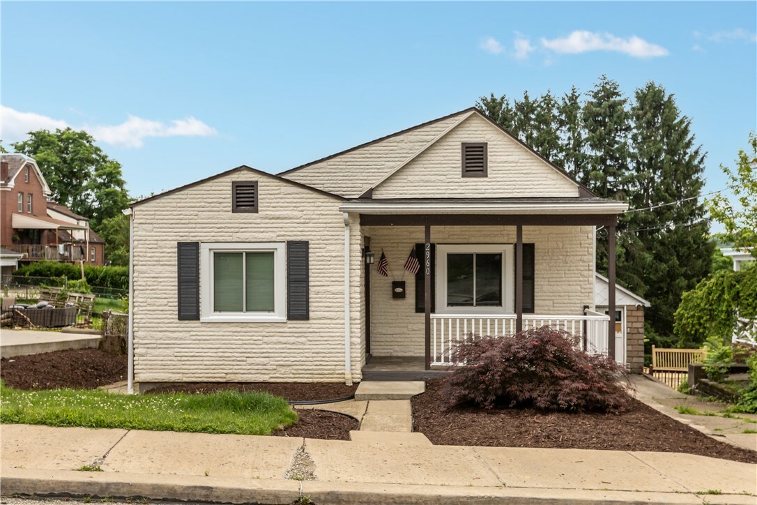 Property Photo: 2960 Brevard Ave PA 15227
