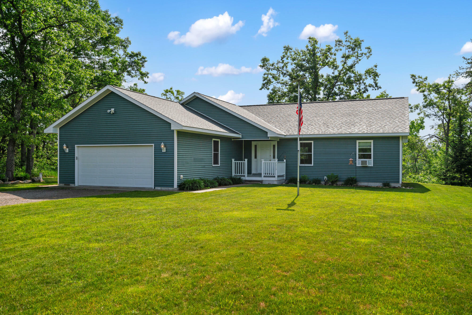 Property Photo: 5619 Edgewood Court MI 49749