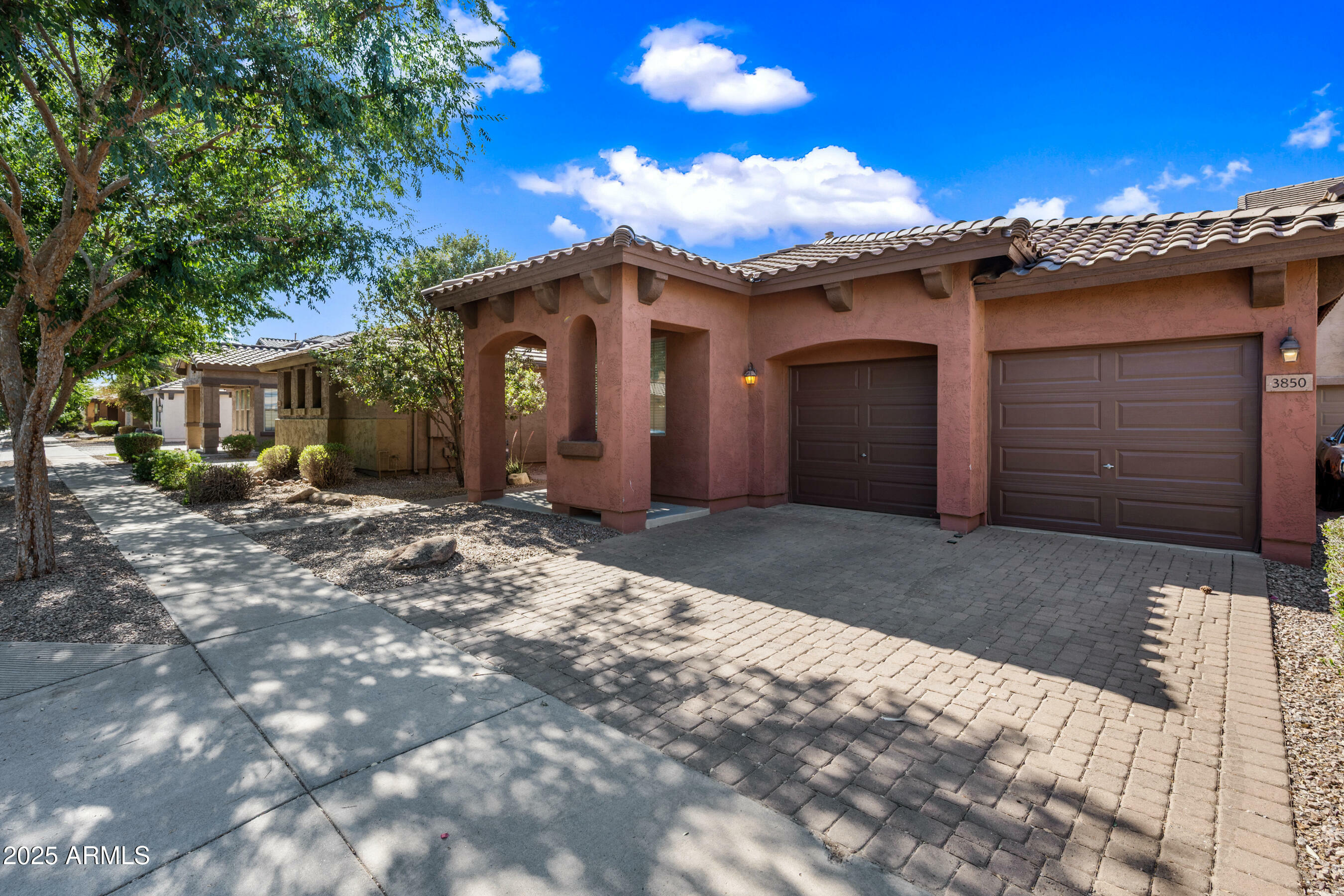 3850 E Geronimo Street  Gilbert AZ 85295 photo