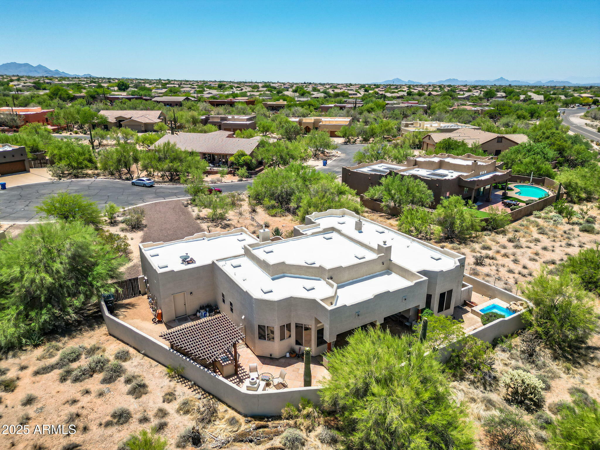 Property Photo: 32826 N 54th Street AZ 85331