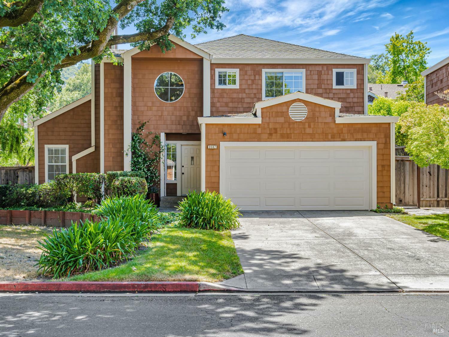 2647 Lago Oaks Drive  Santa Rosa CA 95405 photo