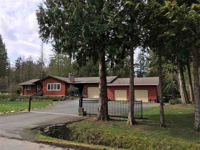 20075 Fernridge Crescent — photo 1