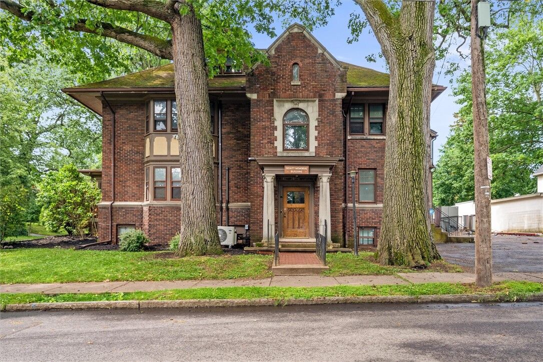 Property Photo:  901 Main Street  NY 14445 