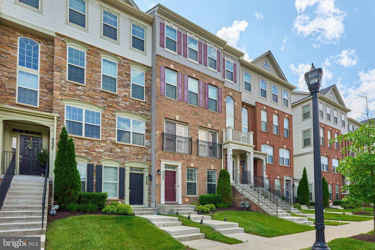 Property Photo:  9423 Geaton Park Place  MD 20706 