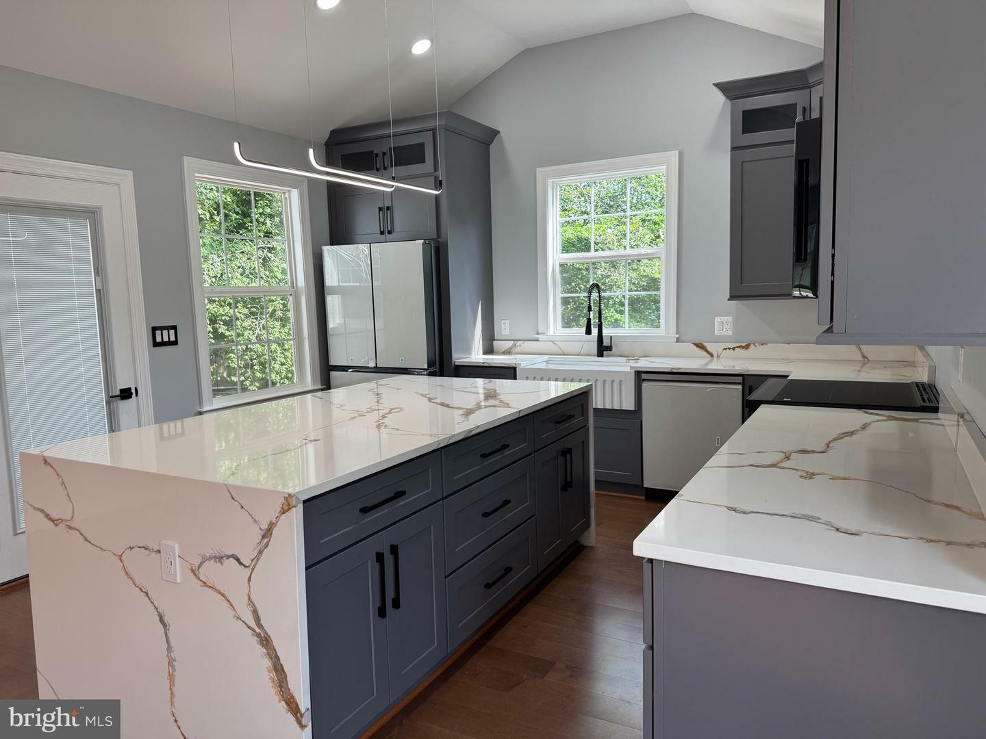 Property Photo:  505 Belford Place  MD 20912 