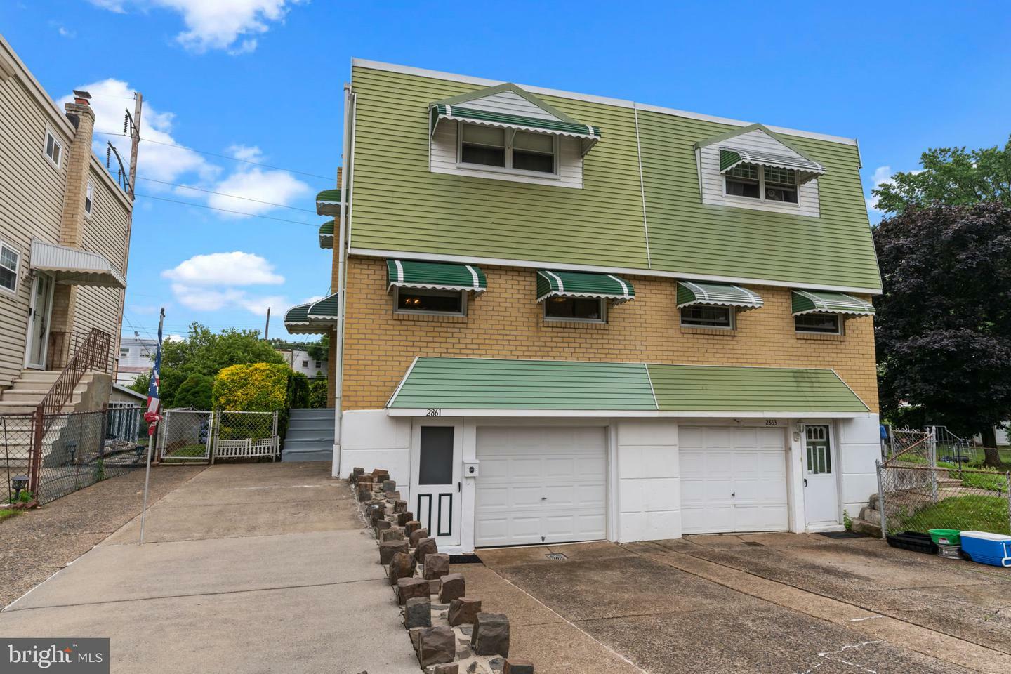 Property Photo:  2861 Sebring Road  PA 19152 