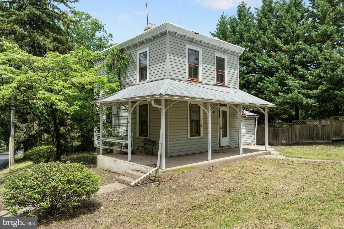 Property Photo:  527 Berwyn Baptist Road  PA 19312 
