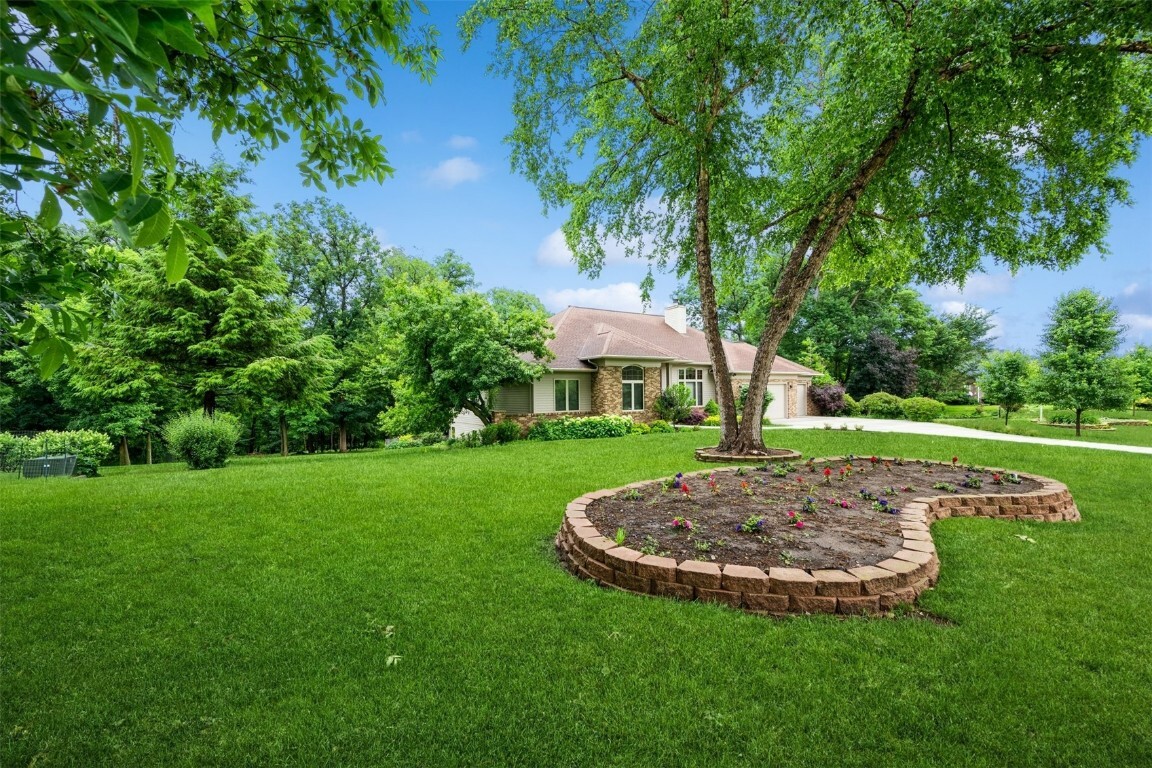 Property Photo: 3519 Timber Ridge Trail NE IA 52411