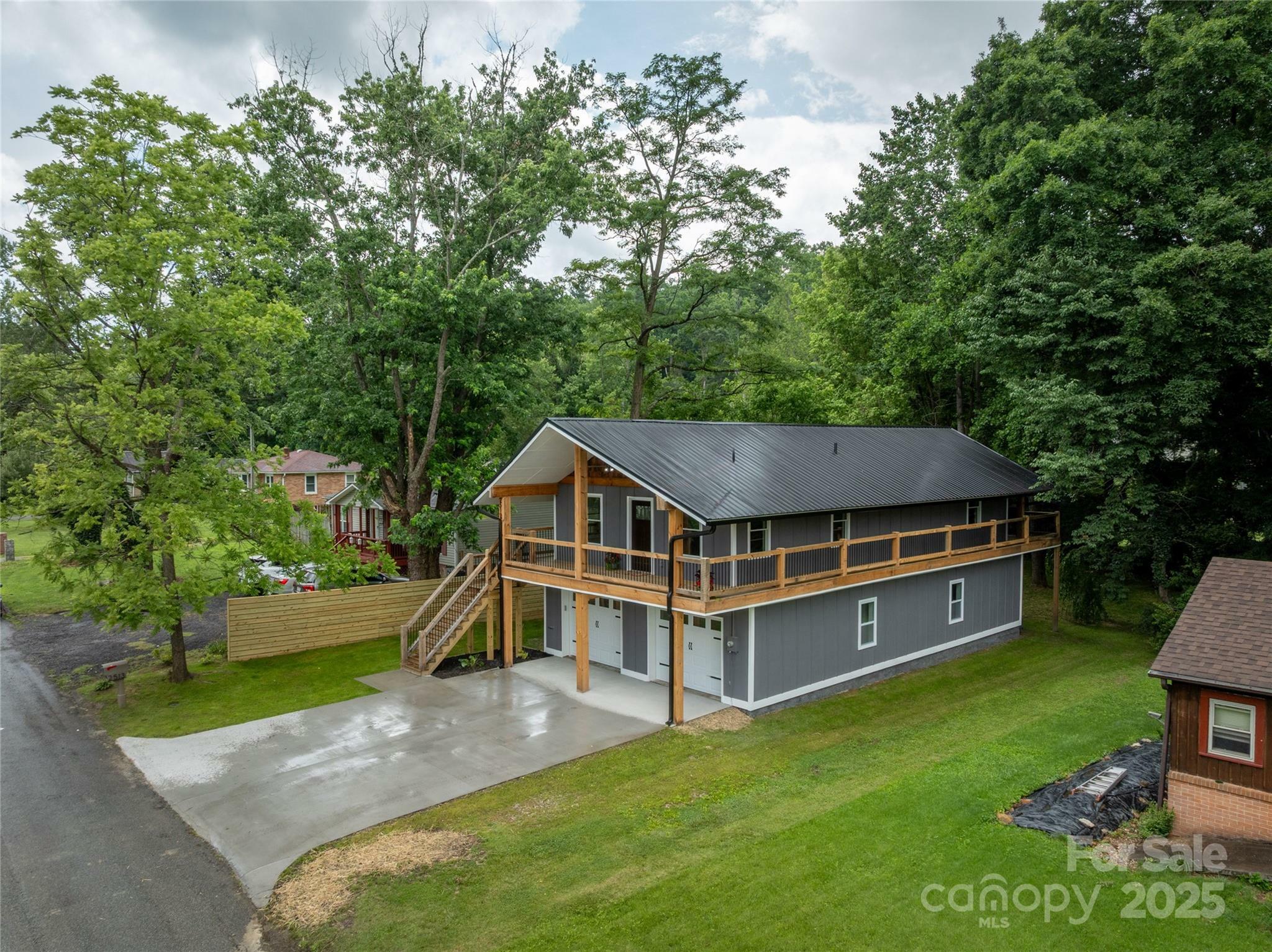 Property Photo: 2513 Rolfe Street NC 28791