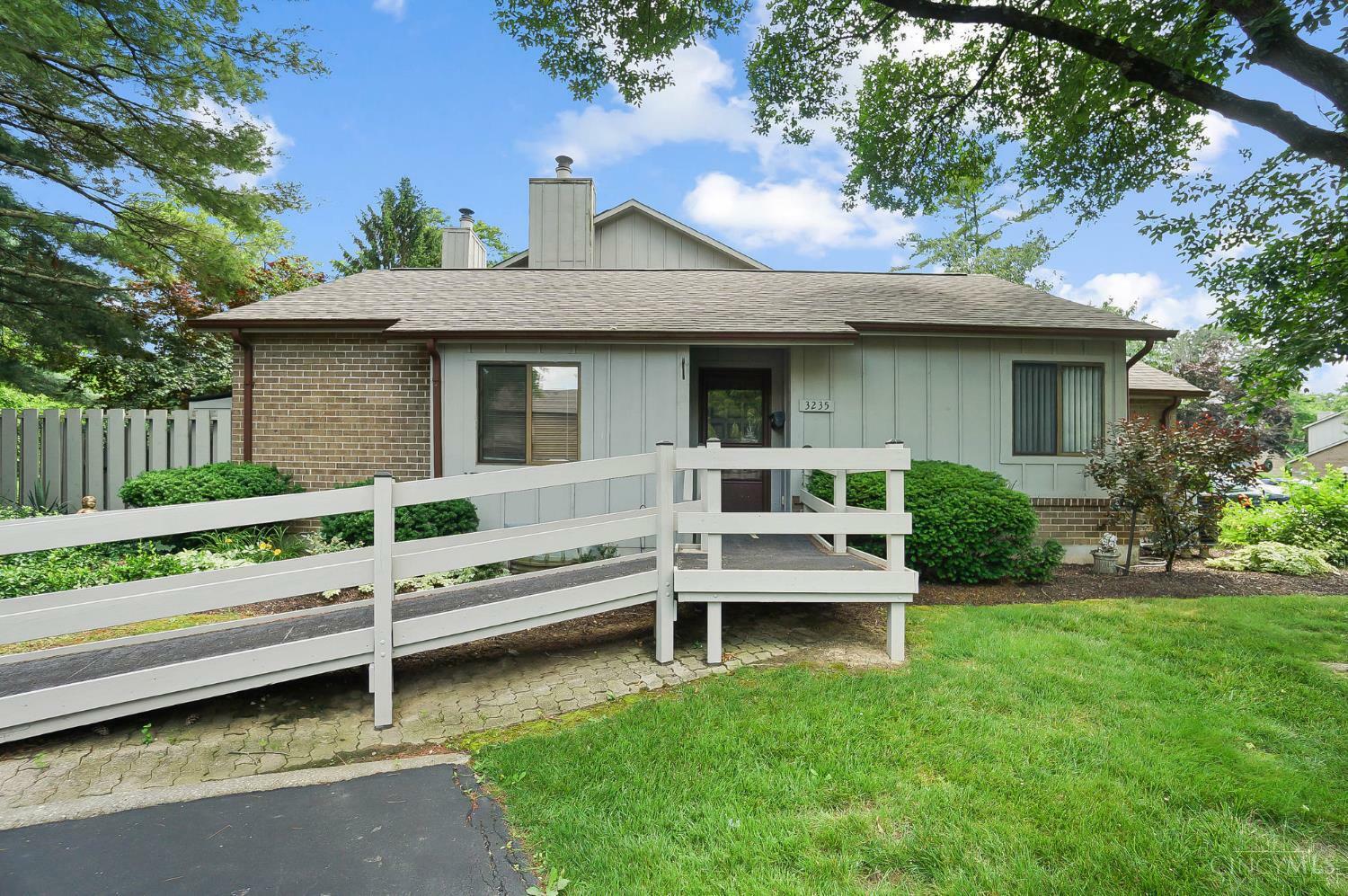 Property Photo: 3235 Pebblebrook Lane OH 45251