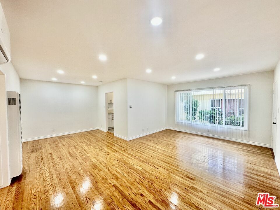 Property Photo: 1108 S Sherbourne Dr CA 90035