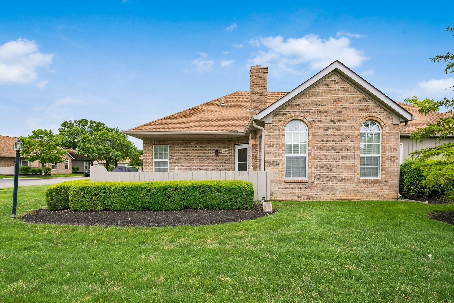 Property Photo: 5810 Willow Lake Drive OH 43123
