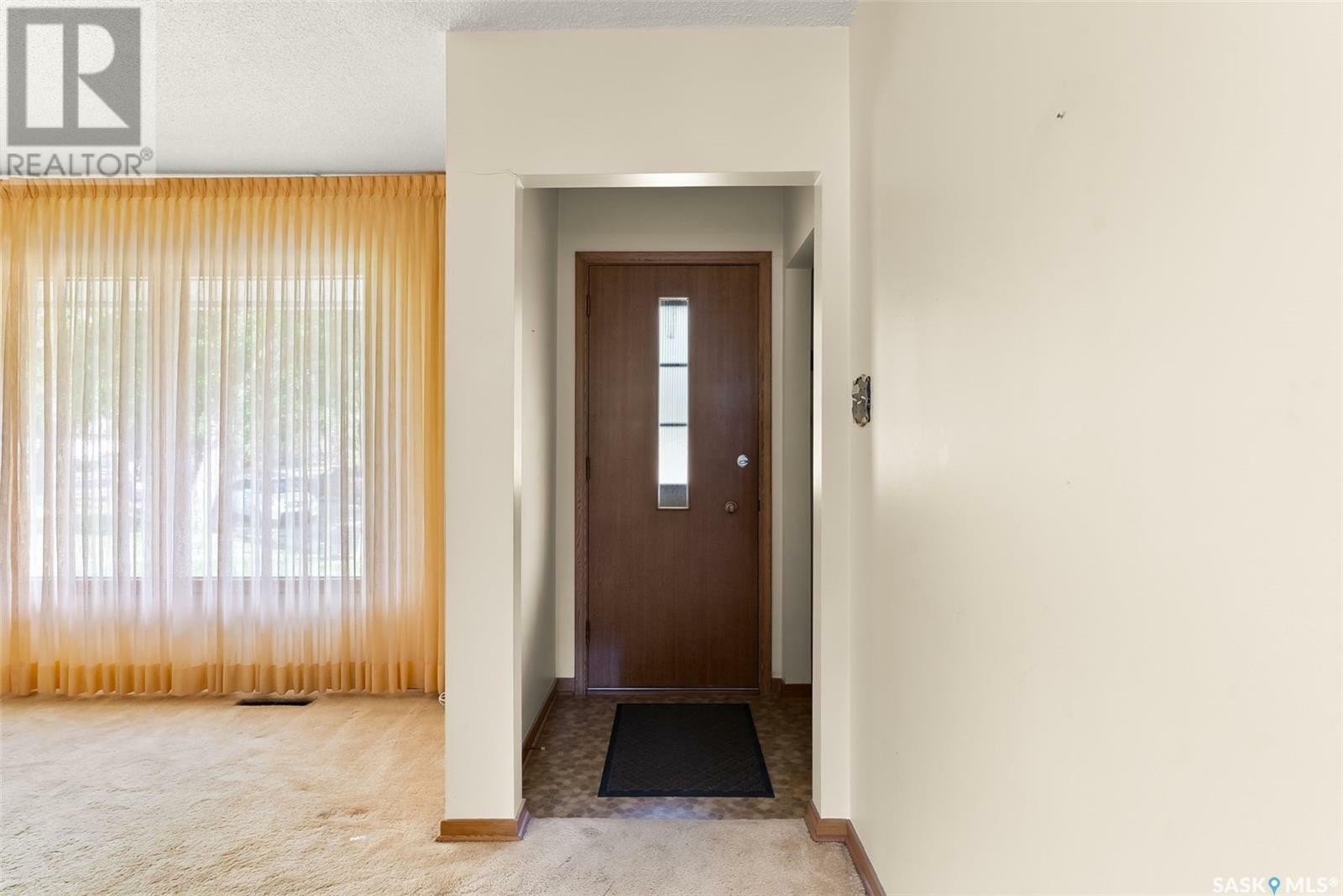 Property Photo: 5656 Walker Crescent SK S4T 6B1