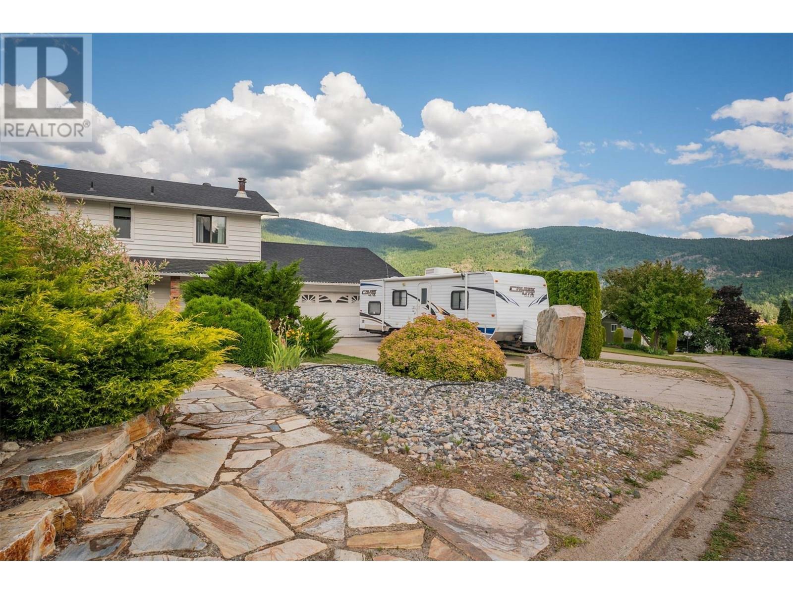 Property Photo: 3421 Southridge Drive BC V1N 3X7