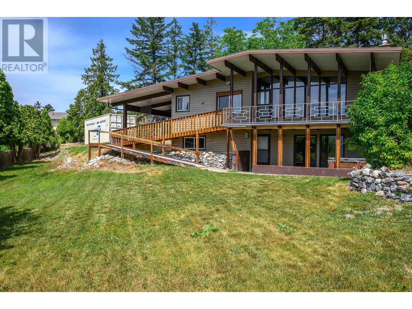 8570 Harbour Heights Road  Vernon BC V1H 1J8 photo
