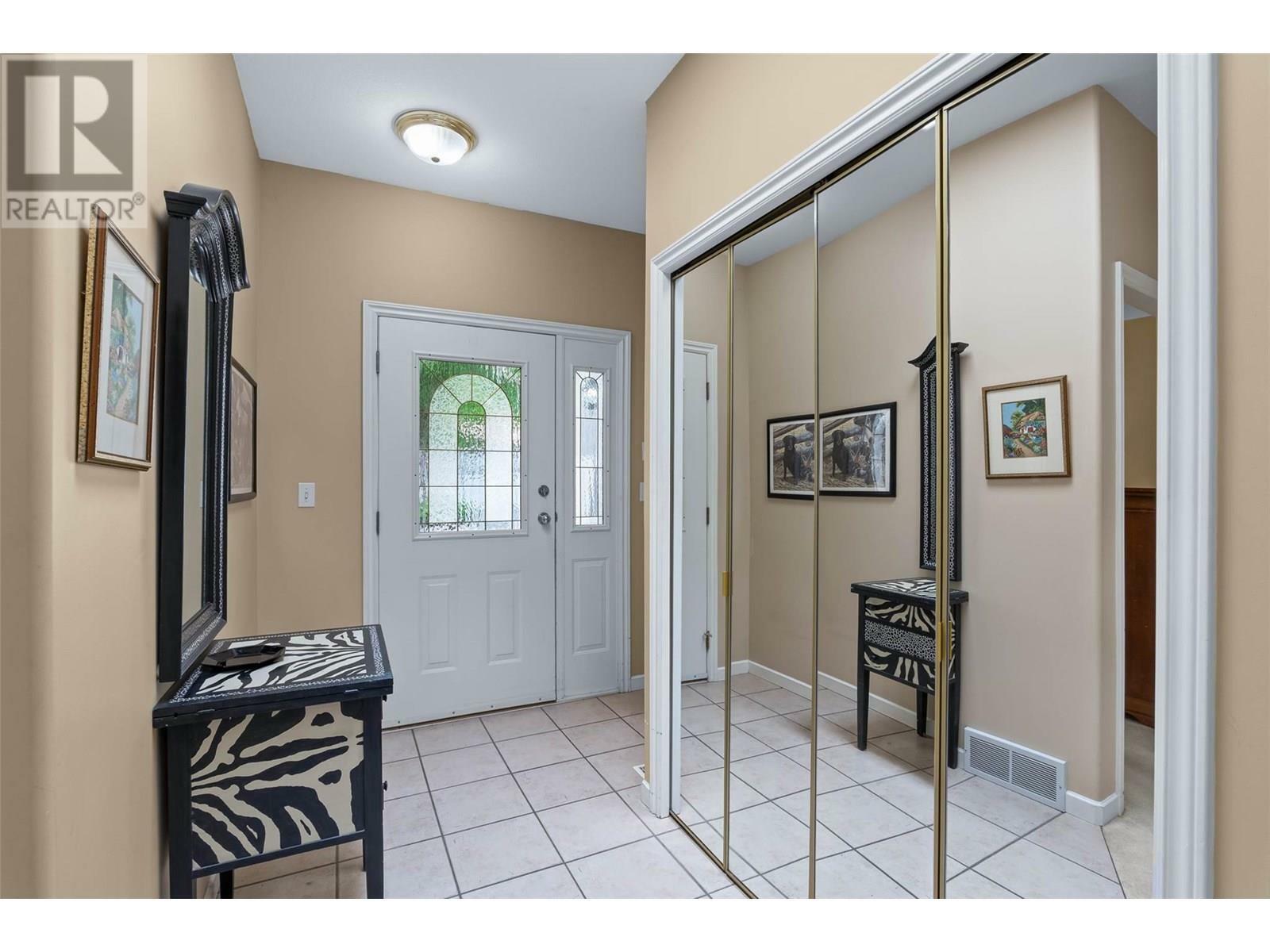 Property Photo: 650 Harrington Road 32 BC V2B 6T7