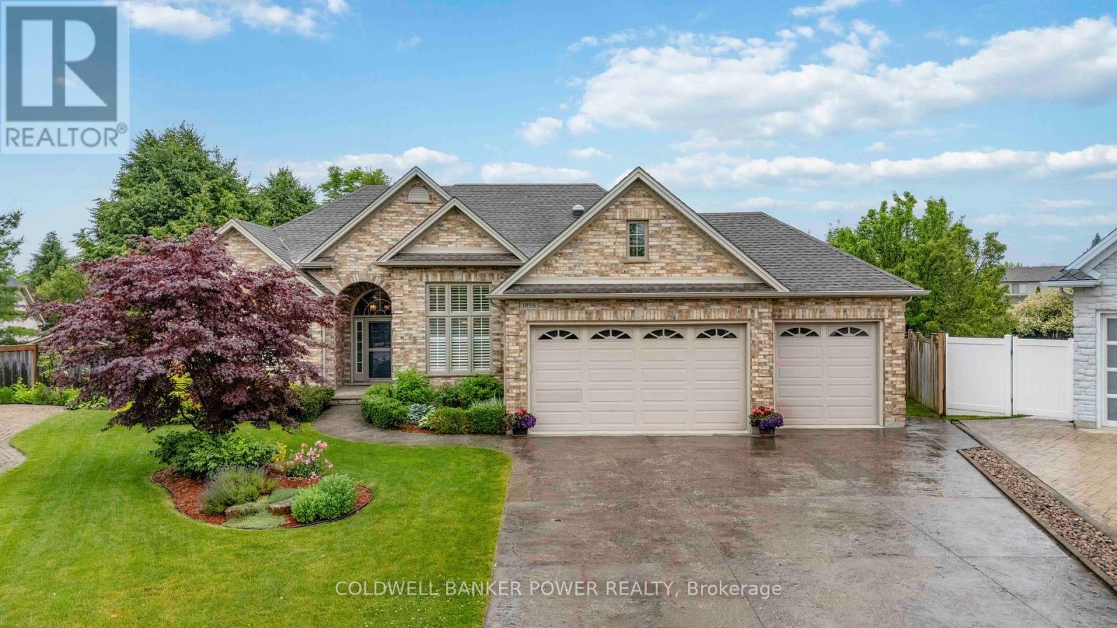 Property Photo: 1898 Charington Place ON N6G 5G6