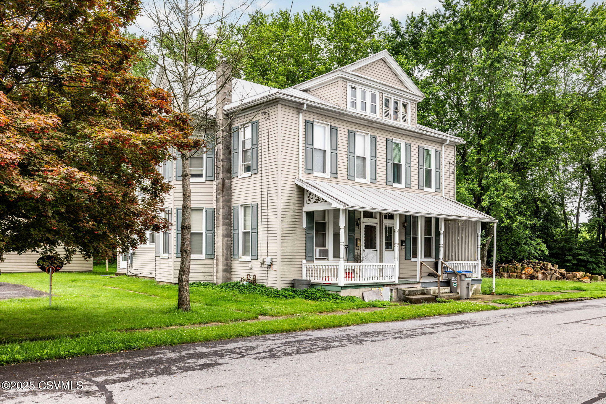 109 W Ninth Street  Watsontown PA 17777 photo