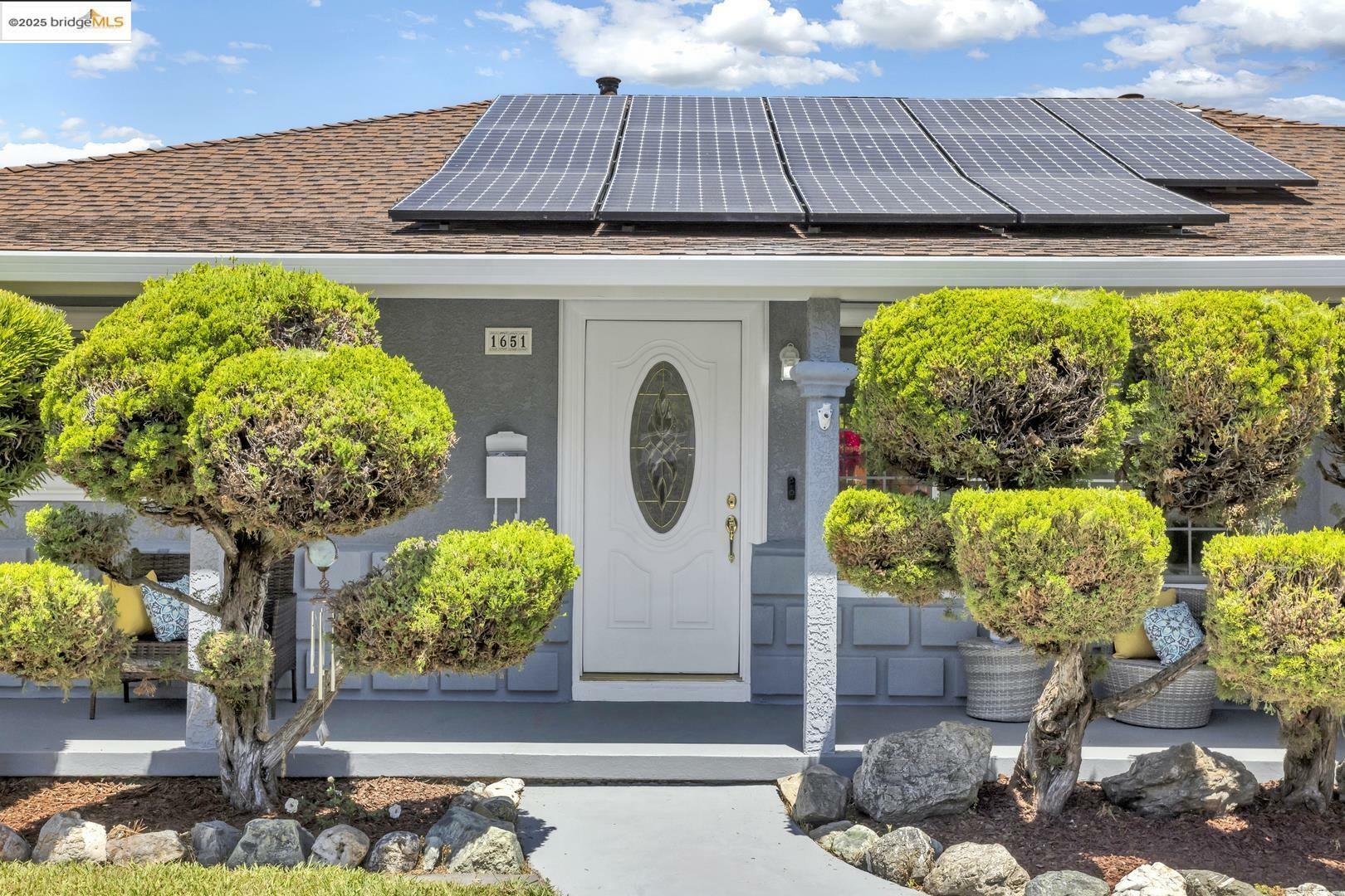 Property Photo: 1651 Via Sarita CA 94580