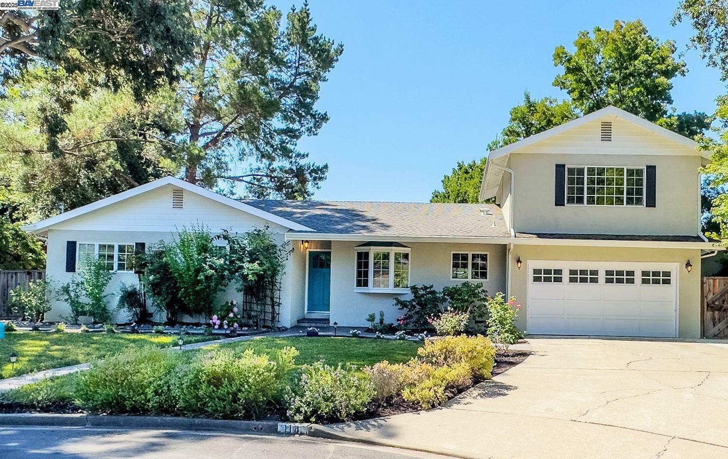 Property Photo: 114 Hopeco Rd CA 94523