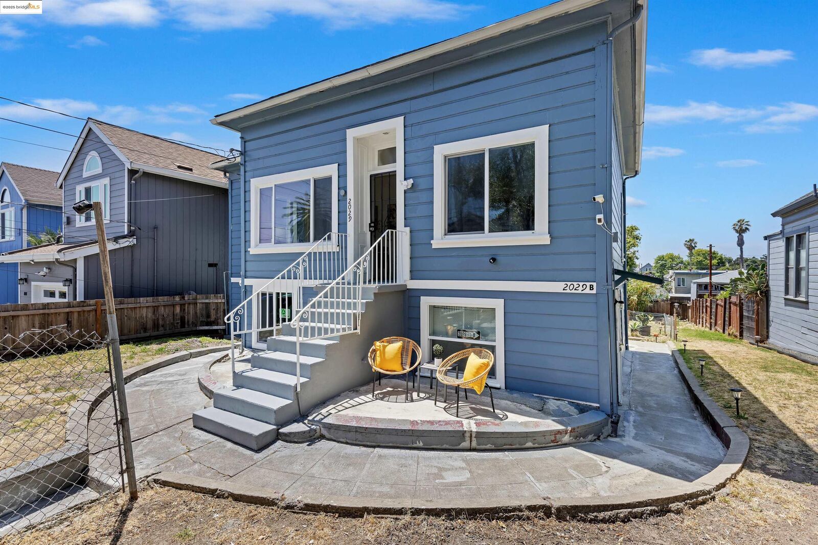 Property Photo:  2029 E 22nd St  CA 94606 