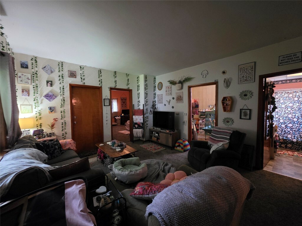Property Photo:  340 W 24 Street  PA 16502 