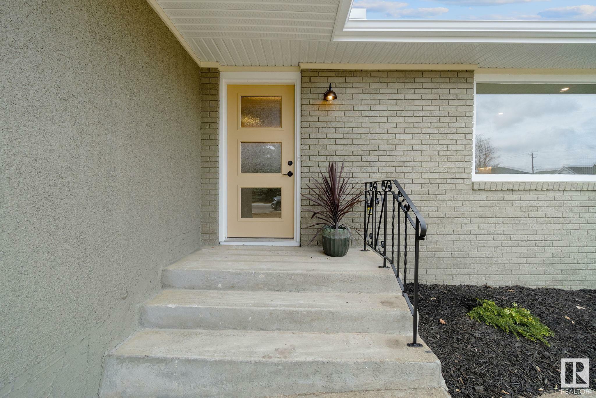 Property Photo: 9444 74 Street NW AB T6B 2B4
