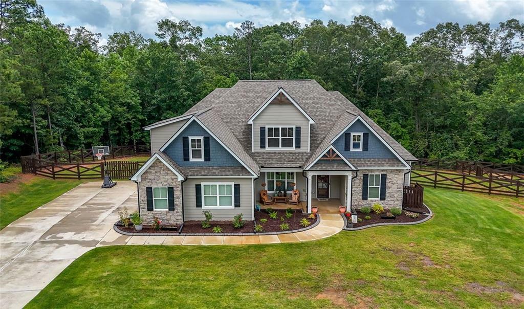 Property Photo: 7532 Milford Place GA 30135