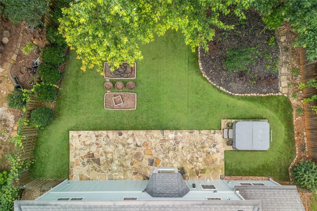 Property Photo: 10980 Pinehigh Drive GA 30022