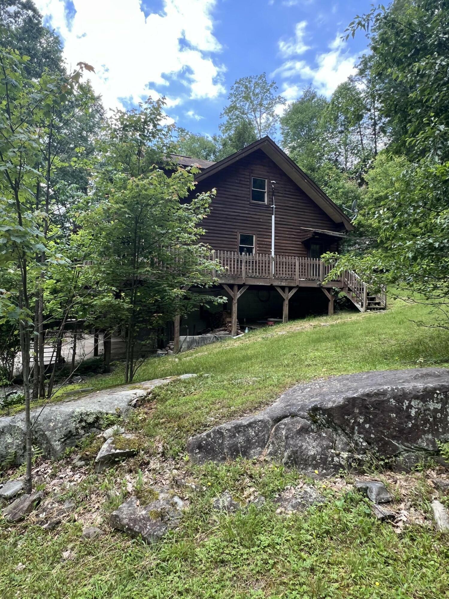 Property Photo: 759 Moses Rd WV 26679