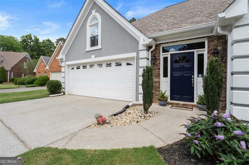 Property Photo:  170 Shelli Lane  GA 30075 