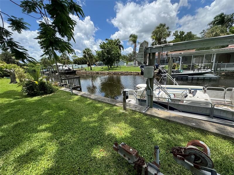 Property Photo:  64 Wolcott Dr  FL 33903 