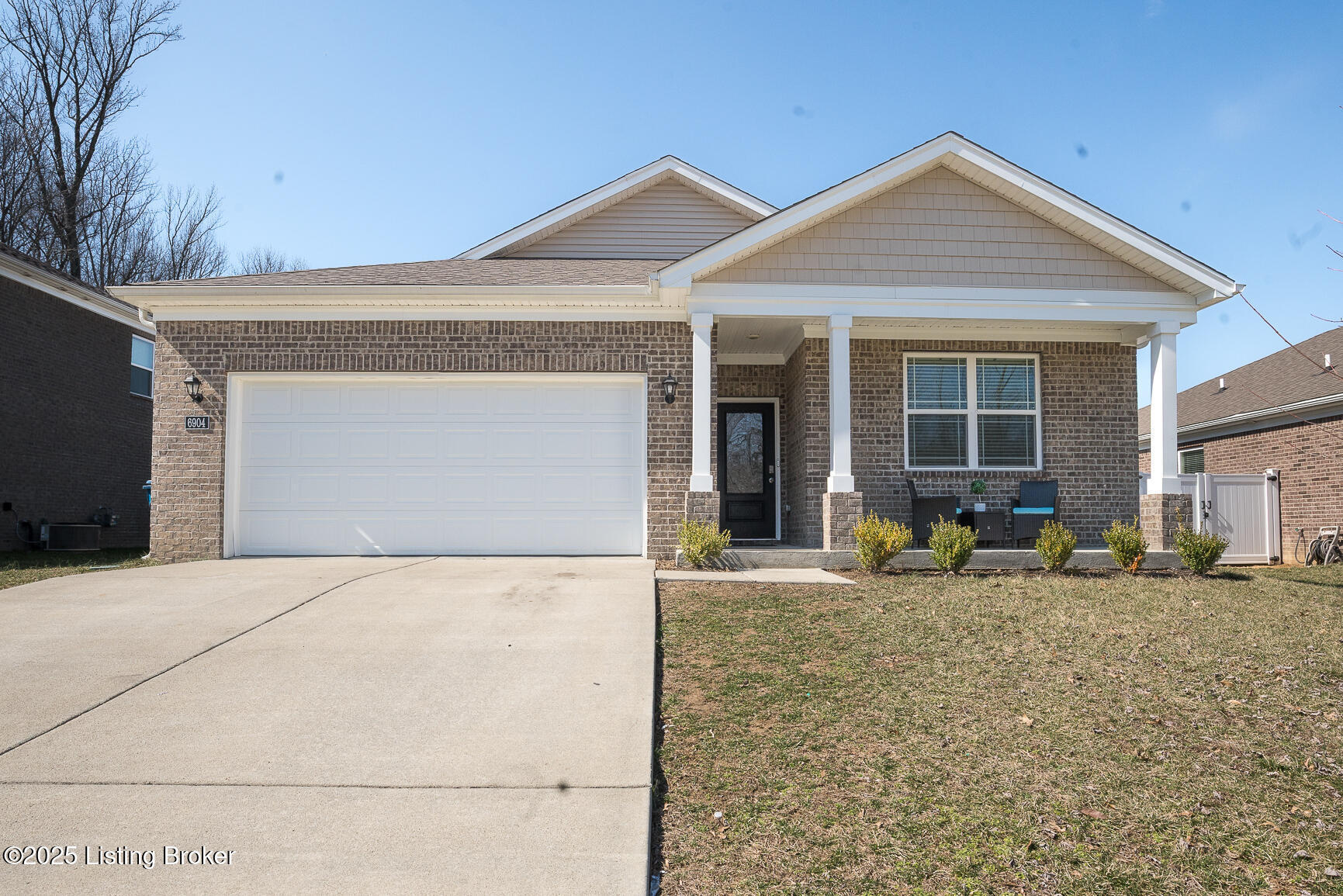 Property Photo: 6904 Train Station Way KY 40272
