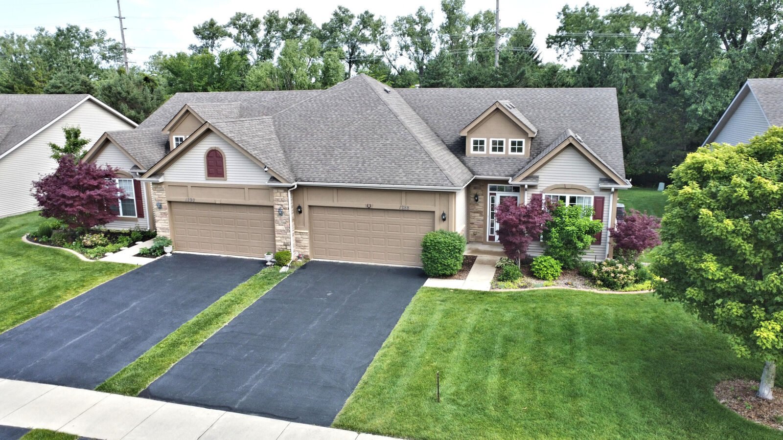 Property Photo:  1288 Mackinaw Place  IN 46375 