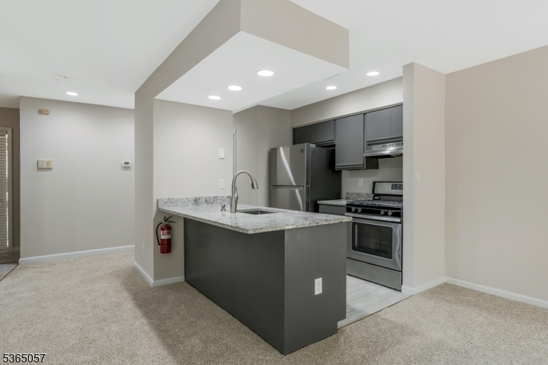 44 Sam Bonnell Dr  Union Twp. NJ 08809 photo
