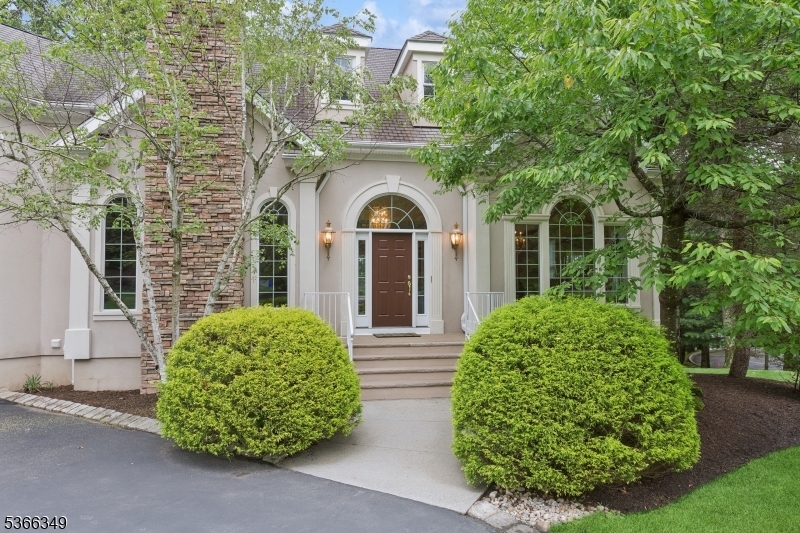 Property Photo: 7 Pershing Ct NJ 08902