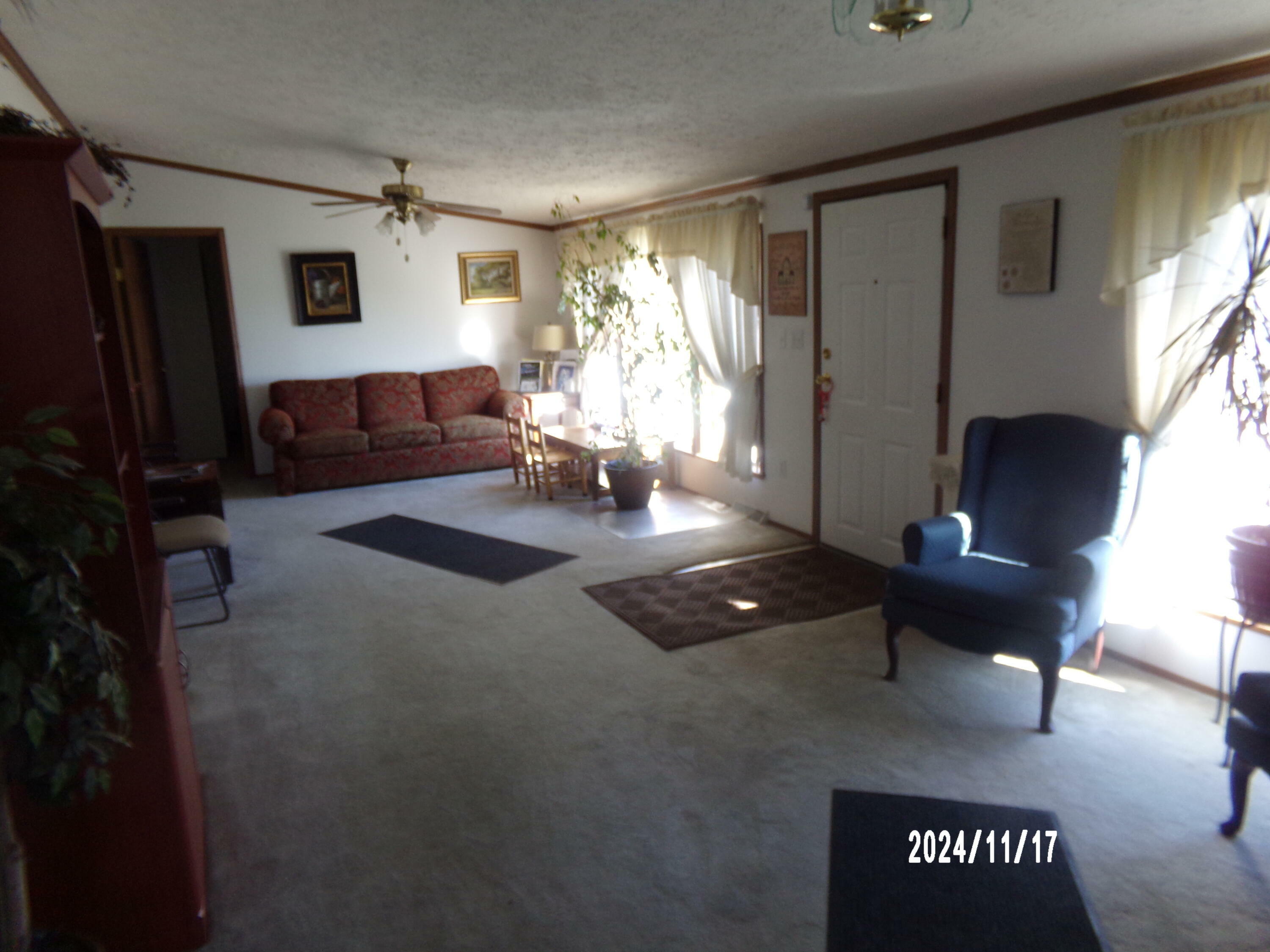 Property Photo: 734 Maplewood Ave WV 24901