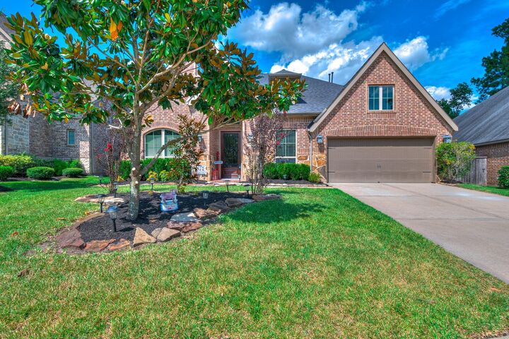 Property Photo: 146 Cliftons Curve Way TX 77316
