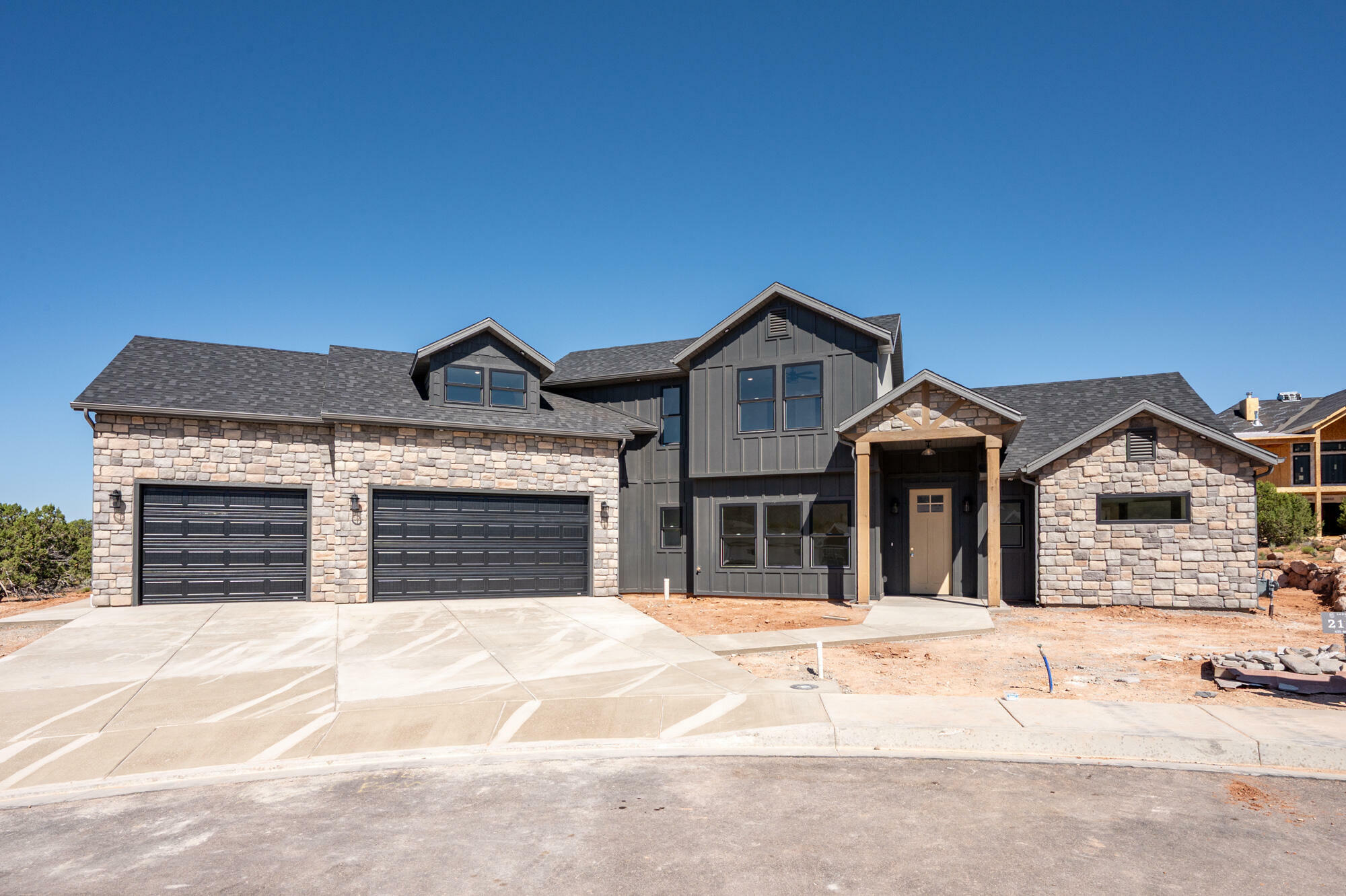 Property Photo: 1918 S Oak Springs Cir UT 84720