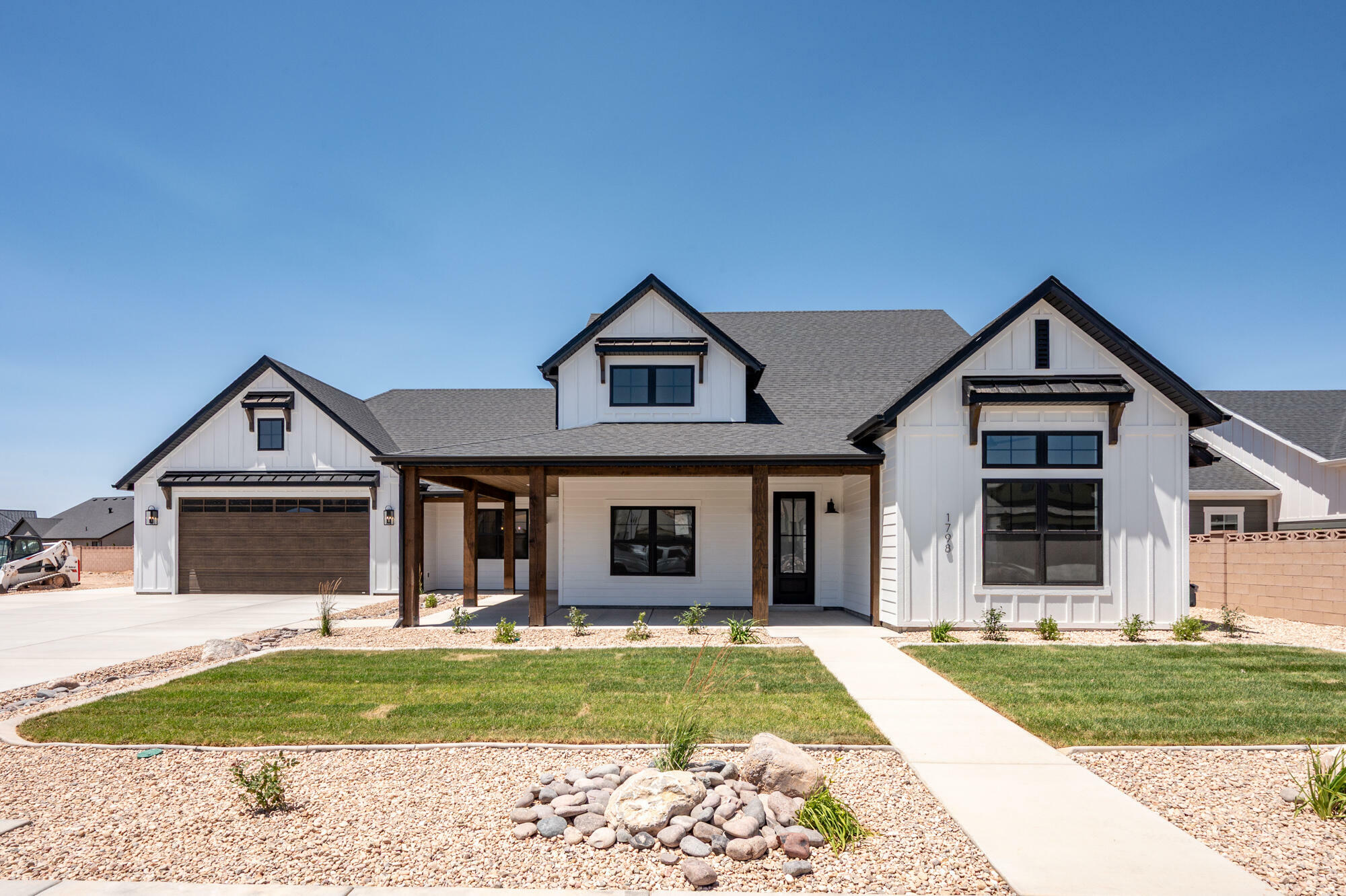 Property Photo: 1798 S Hidden Canyon Rd UT 84720