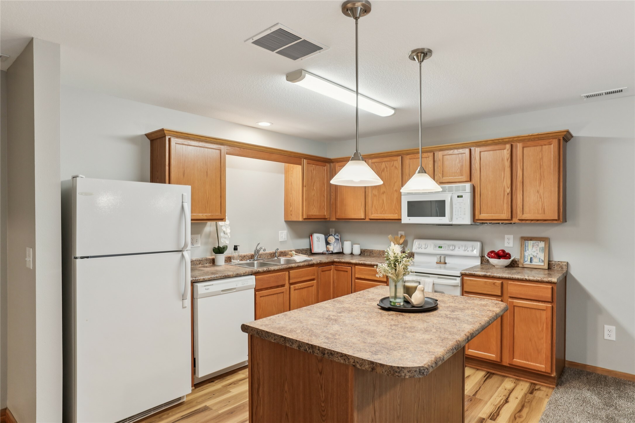 Property Photo: 355 NE Sandalwood Street IA 50263