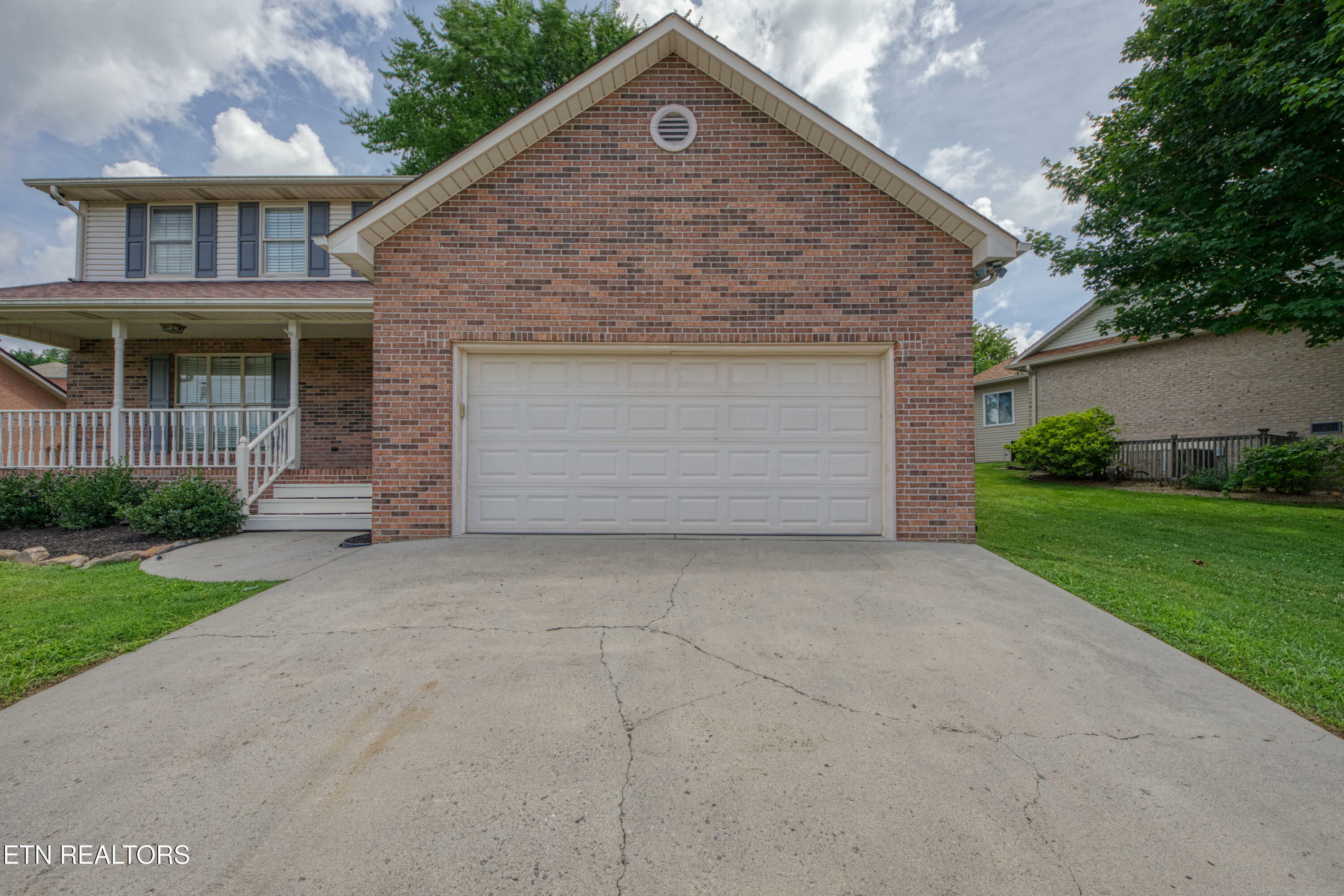 Property Photo: 4879 Garfield Terrace Drive TN 37938