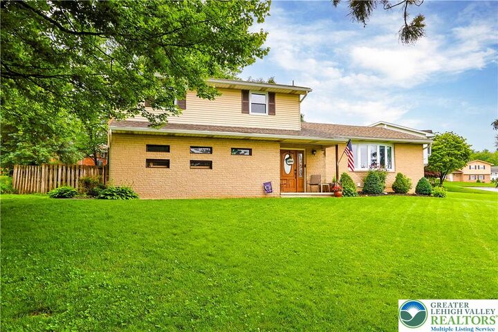 4195 Angus Place  Allentown City PA 18104 photo