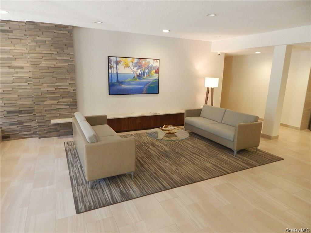 Property Photo:  412 Benedict Avenue 5J  NY 10591 