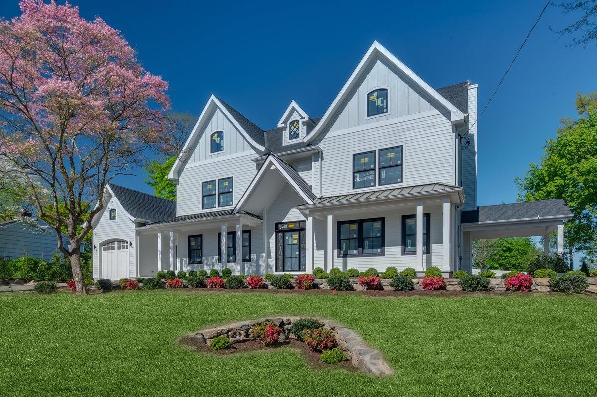 Property Photo:  12 Fairway Avenue  NY 10580 