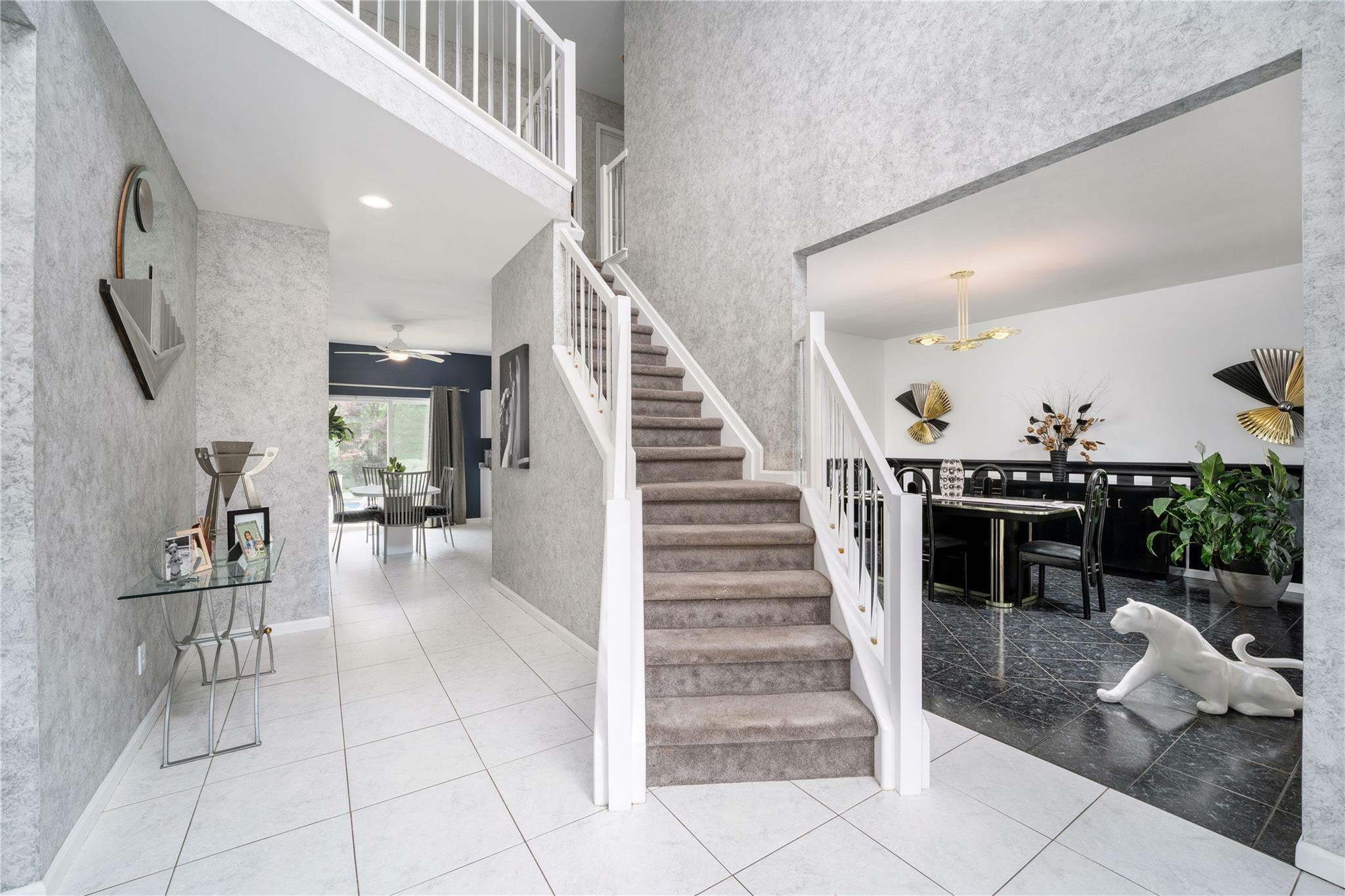 Property Photo:  8 Greenwich Court  NY 11786 