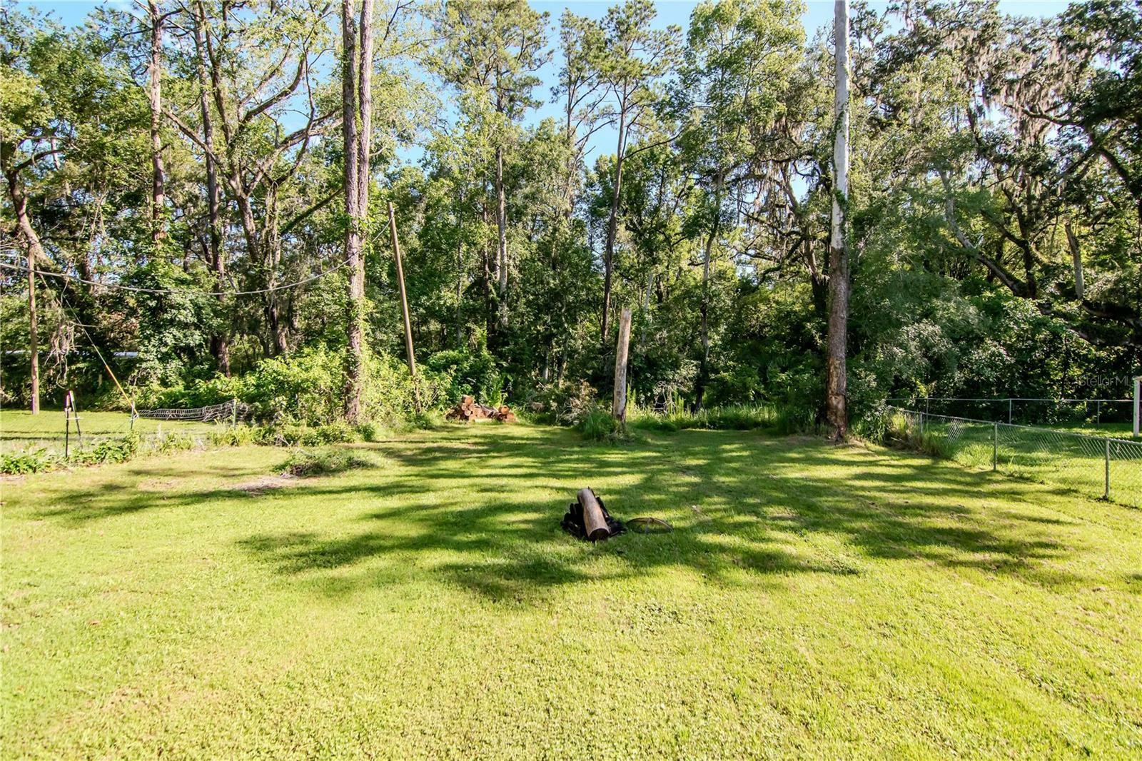 Property Photo: 604 Kinnear Drive FL 34601
